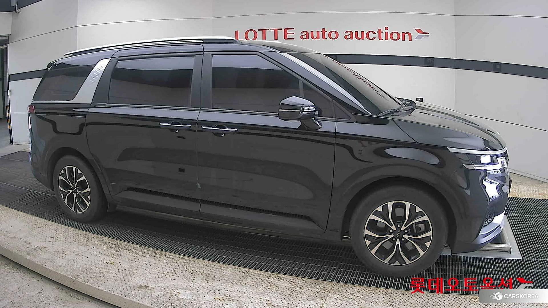 Kia Carnival id 4289590 из Кореи 8