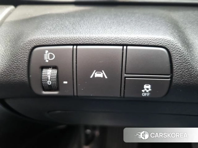 Hyundai Avante (CN7) id 4245512 из Кореи 8