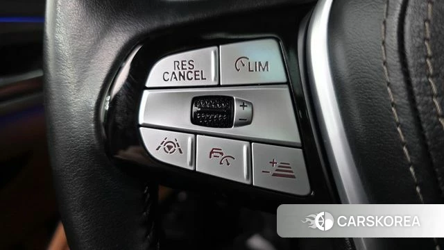 BMW 5 Series (G30) id 3853008 из Кореи 8