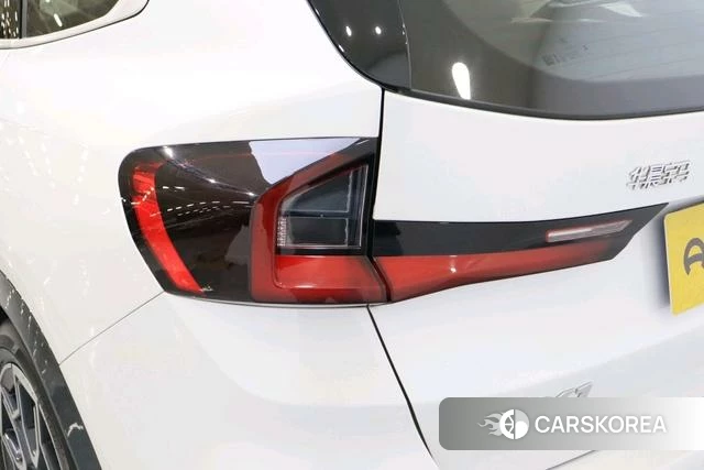 BMW iX1 id 4265700 из Китая 8