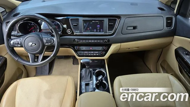 Kia The New Carnival id 2760212 из Кореи 8