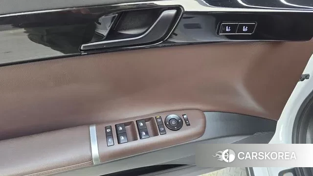 Hyundai Grandeur Hybrid (GN7) id 3605986 из Кореи 8