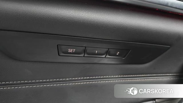 BMW 5 Series (G30) id 4323292 из Кореи 8