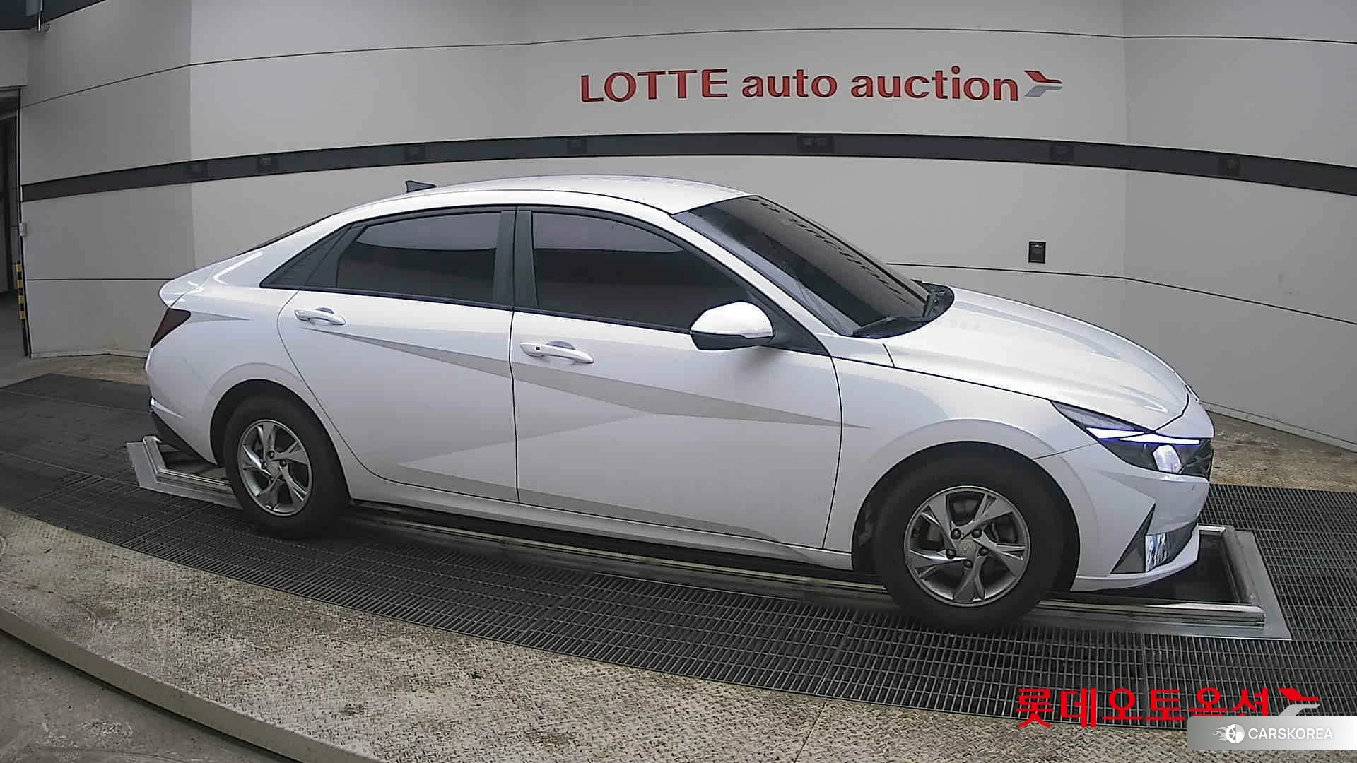 Hyundai Avante id 3869266 из Кореи 8