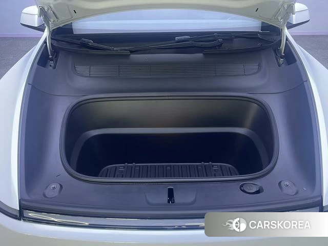 Tesla Model Y id 3920735 из Китая 8