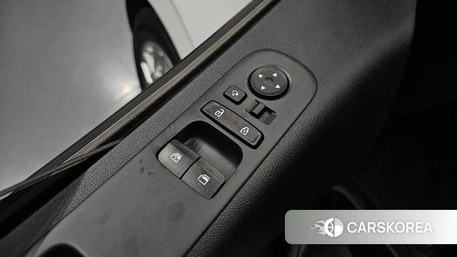 Hyundai Staria id 4369381 из Кореи 8