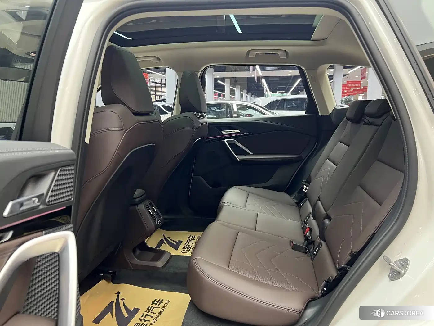 BMW iX1 id 4539015 из Китая 8