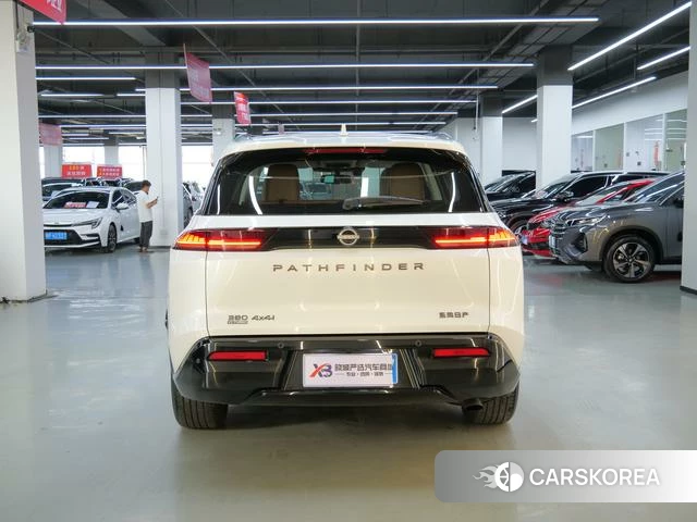 Nissan Exploring the land id 4279392 из Китая 8