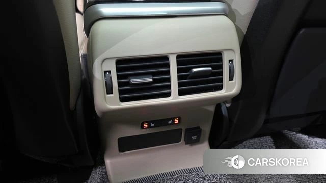 Land Rover Range Rover Velar id 3795632 из Кореи 8