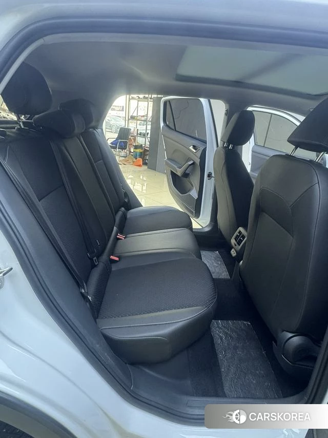 Volkswagen Exploring the shadow id 4207670 из Китая 8