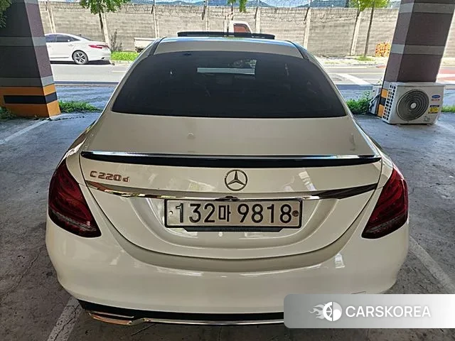 Mercedes-Benz C-Class W205 id 3045690 из Кореи 8