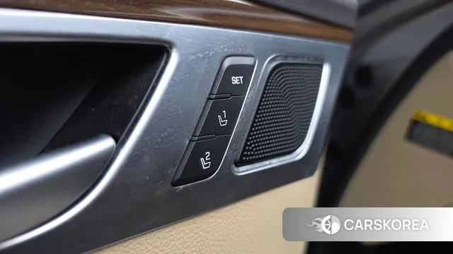 Genesis G80 id 3754094 из Кореи 8