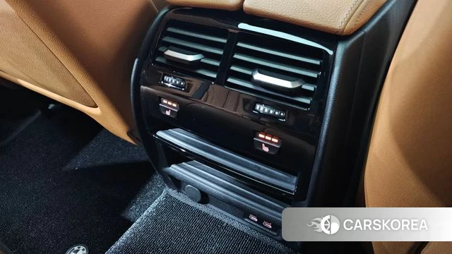 BMW 5 Series (G30) id 4604073 из Кореи 8