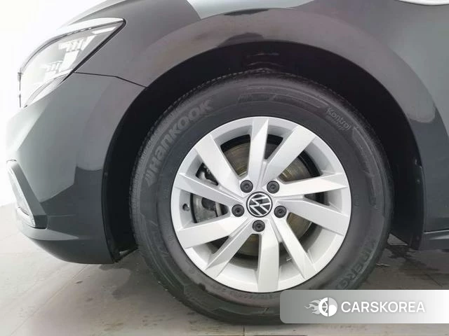 Volkswagen Passat PHEV id 4300927 из Китая 8