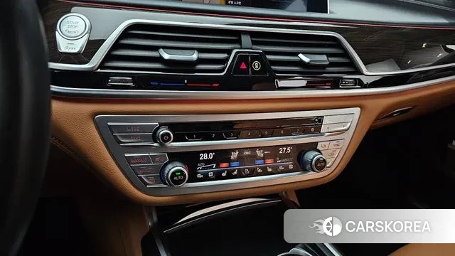 BMW 7 Series (G11) id 3681373 из Кореи 8