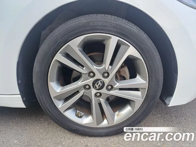 Hyundai Avante AD id 2908181 из Кореи 8