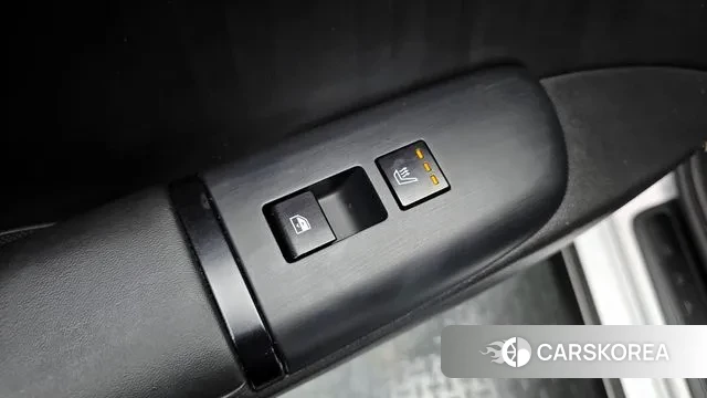 Hyundai Grandeur Hybrid (GN7) id 3031635 из Кореи 8