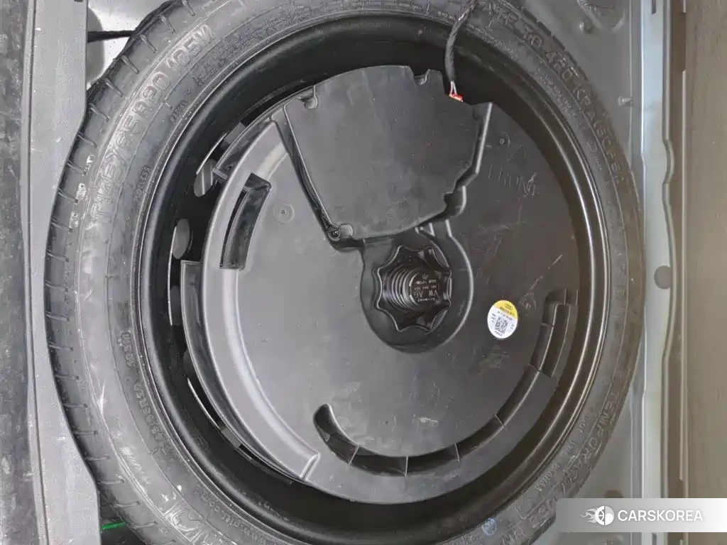 Audi A6L id 4576555 из Китая 8