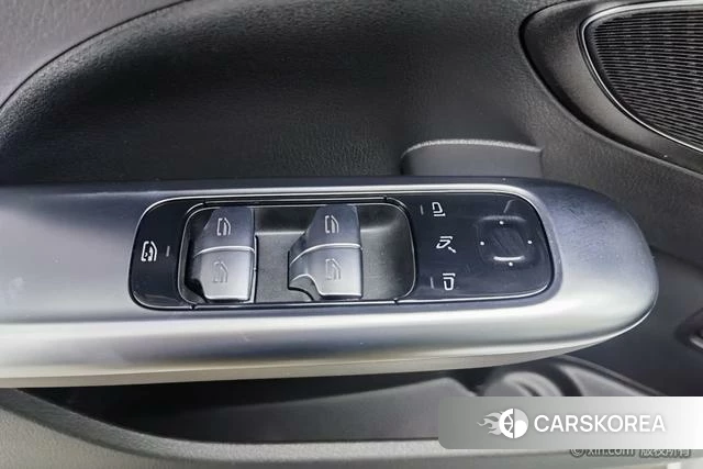 Mercedes-Benz Class C id 4257910 из Китая 8