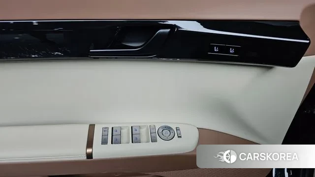 Hyundai Grandeur Hybrid (GN7) id 3159408 из Кореи 8