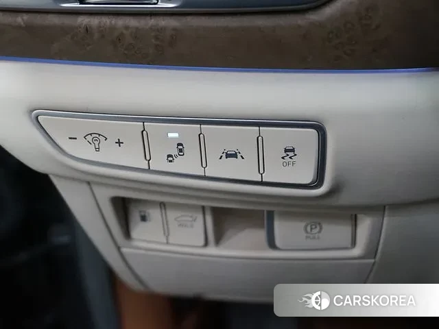 Genesis G90 id 2329878 из Кореи 8