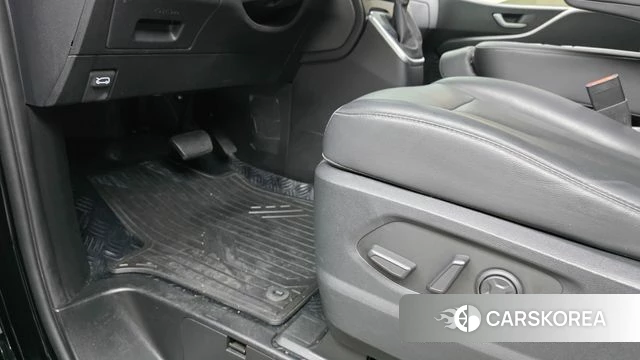 Hyundai Staria id 4533702 из Кореи 8