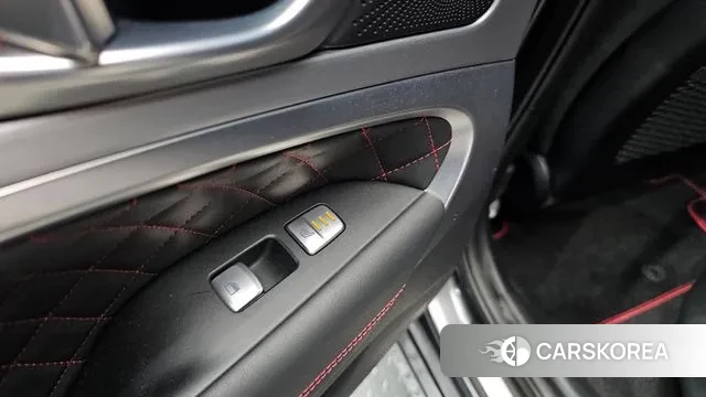 Genesis G70 id 3076851 из Кореи 8