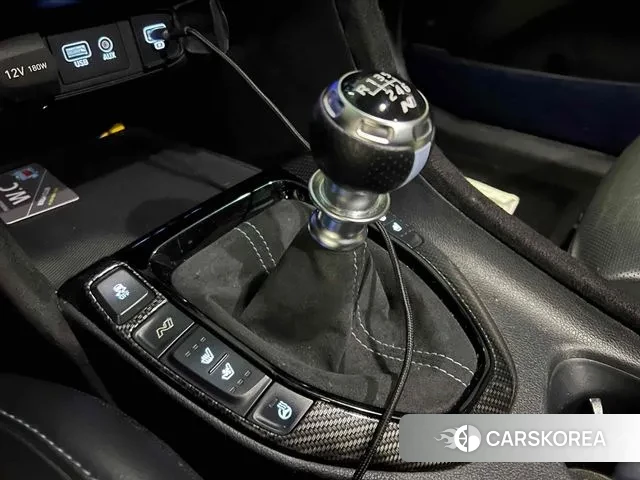 Hyundai Veloster (JS) id 2966295 из Кореи 8