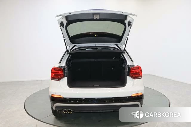 Audi Q2L id 4257721 из Китая 8