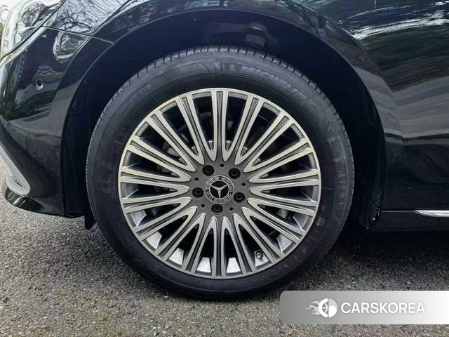 Mercedes-Benz E-class id 4256450 из Китая 8