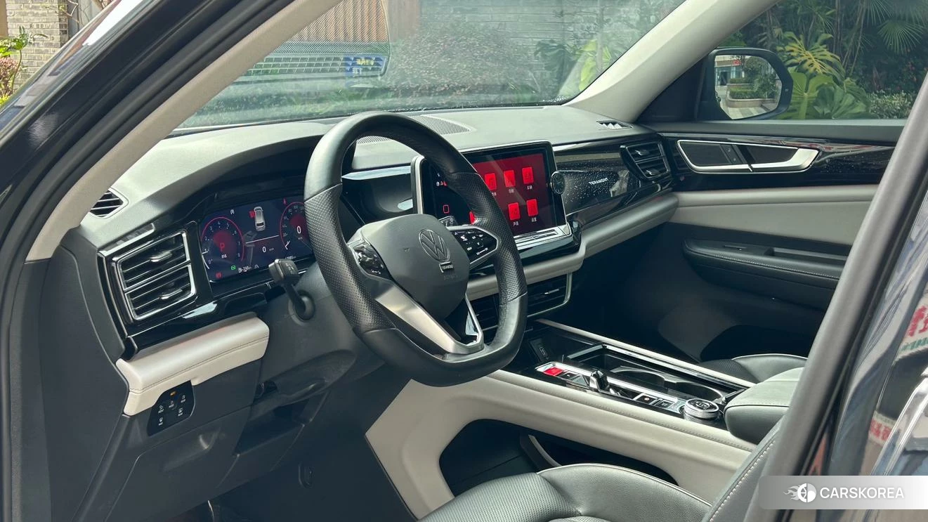 Volkswagen Tourang id 4454379 из Китая 8