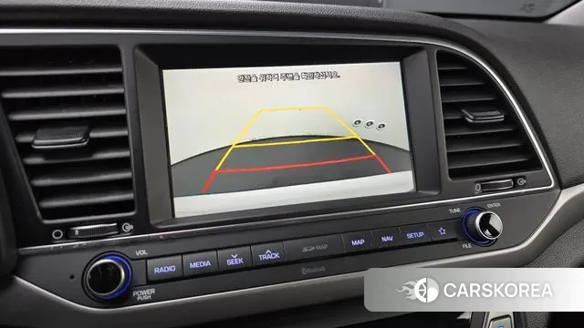 Hyundai Avante AD id 3515420 из Кореи 8