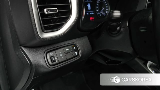 Hyundai Venue id 3833351 из Кореи 8