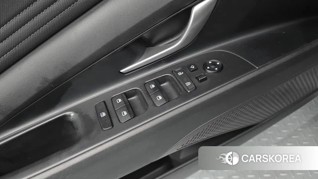 Hyundai Avante (CN7) id 3860952 из Кореи 8