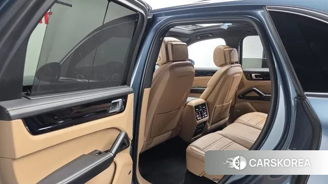 Porsche Cayenne (PO536) id 3274915 из Кореи 8