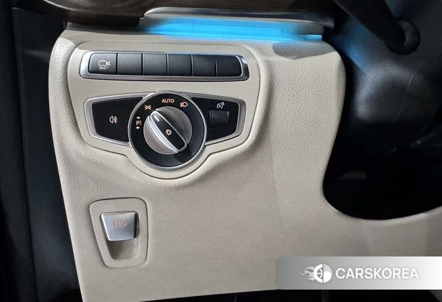 Mercedes-Benz V-class id 4333389 из Китая 8