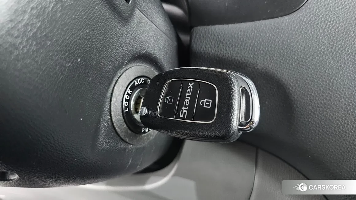 Hyundai The New Grand Starex id 2068787 из Кореи 8