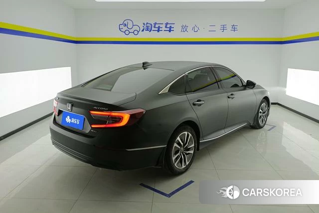 Honda Accord id 3768911 из Китая 8