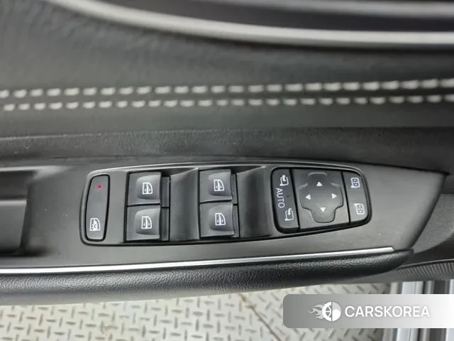 Renault Korea (Samsung) The New SM6 id 3432574 из Кореи 8