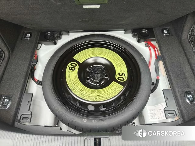 Audi A4L id 4215139 из Китая 8