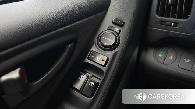 Hyundai The New Grand Starex id 4294801 из Кореи 8