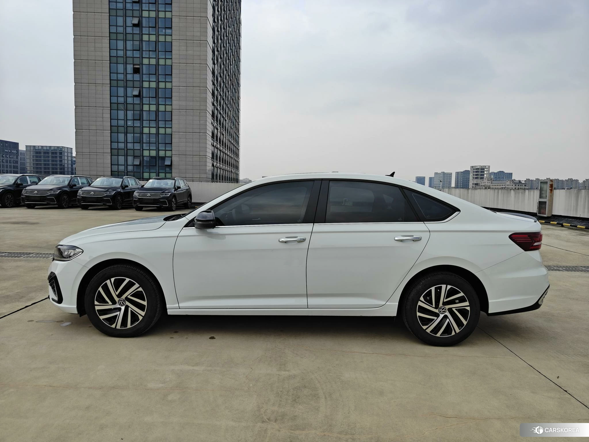 Volkswagen Lavida id 4453952 из Китая 8