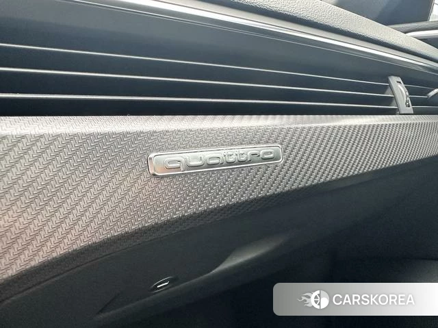 Audi A4L id 4290314 из Китая 8