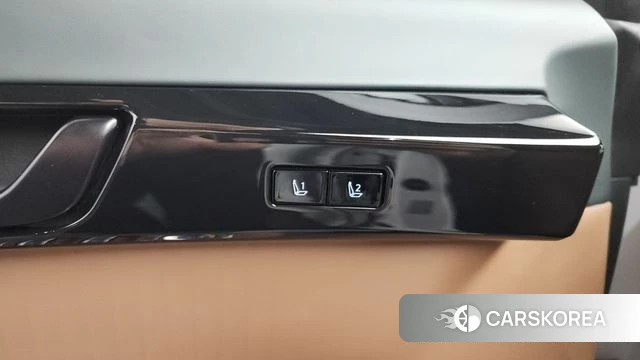 Hyundai Grandeur (GN7) id 4308886 из Кореи 8