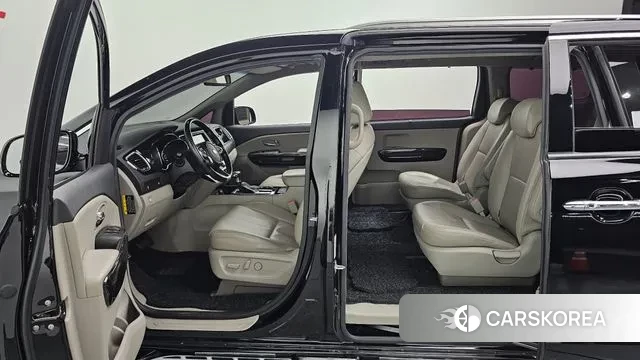 Kia The New Carnival id 3233687 из Кореи 8