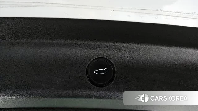 Tesla Model Y id 3197228 из Кореи 8