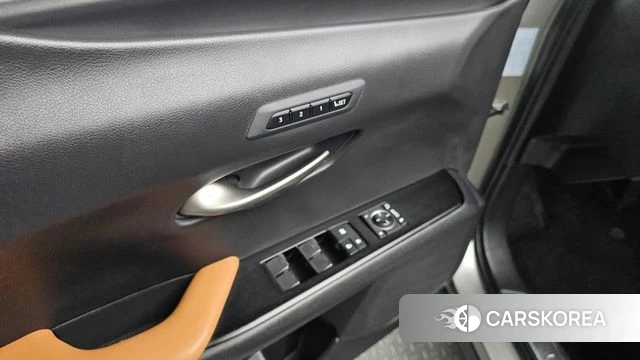 Lexus UX250h id 4384611 из Кореи 8