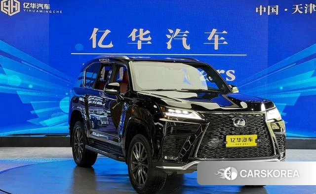 Lexus LX id 4320984 из Китая 8