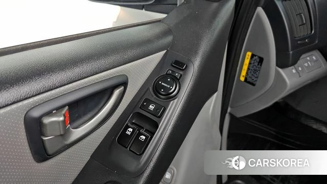 Hyundai The New Grand Starex id 4285844 из Кореи 8