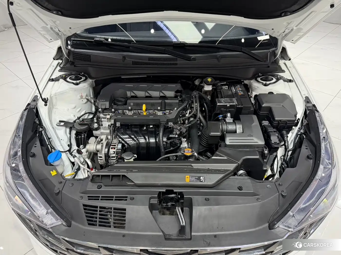 Hyundai Elantra id 4644541 из Китая 8